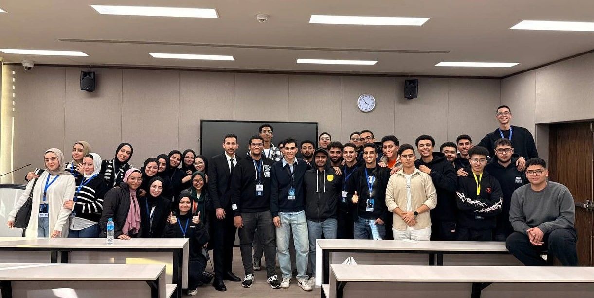 Microsoft Student Clubs - AOU: Photo 2